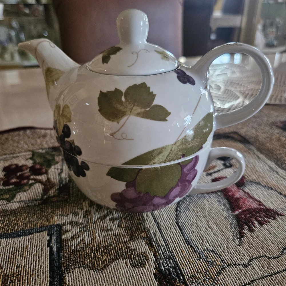 Living Quarters Stackable Teapot Grape Vine Collectable Purple Green White